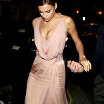 Fourth pic of Popoholic  &raquo; Blog Archive   &raquo; Irina Shayk Drops Some Late Night Cleavage