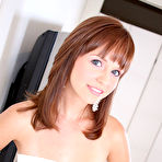 First pic of Amateur Allure - Robin