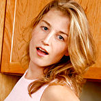 First pic of Leah @ Karup's Mix