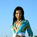 First pic of Sunny Pussy: the sun, sand, summer, and beautiful naked teens