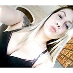 First pic of Porn&ocirc; no celular da loira caiu na rede