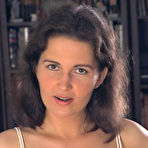 Fourth pic of Laura @ Karups #1 - Mature KarupsPC Gallery