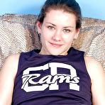 Fourth pic of Lori @ Karup's Mix