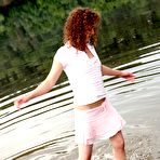 Second pic of Outdoor teen sweetheart strokes her wet cooter publicly @ Ideal Teens Gallery