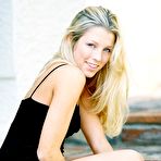 First pic of Fallon Summers: Fallon Summers gets off her... - BabesAndStars.com