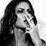 First pic of Gisele Bundchen nude posing photos