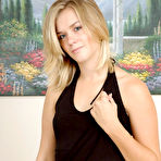First pic of Lori @ Karups #1 - Babes KarupsHA Gallery