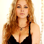 First pic of Erkos Busty Cam Model - Prime Curves