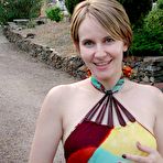 First pic of Sex girlfriend pics :: Naughty housewife stripping stripped in bed 