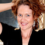 First pic of Mature Pictures Featuring 35 Year Old Roxanne Clemmens From AllOver30