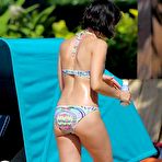 First pic of Aubrey Plaza in bikini candids in Hawaii