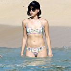 Third pic of Aubrey Plaza in bikini candids in Hawaii