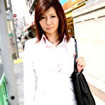First pic of Sensual Sayuri Mikami exposes tits outdoor