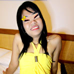 First pic of :: Asian Sex Diary :: Petite and sexy Pattaya beach girl falling in total pussy-love with rich-looking foreigner