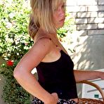 Third pic of Cum On Wives - Real submitted pics of amateur housewives getting cumshots!