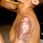 Second pic of Skin Diamond Soothes Stiff Joints in Hardcore Massage