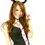 First pic of Sweetie Saki Ueda excites us in sexy costume and hot stockings