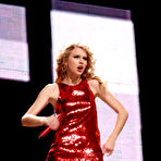 First pic of Taylor Swift shows legs and upskirt on the stage in Florida