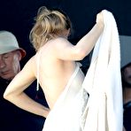 Third pic of Amanda Seyfried fully naked at Largest Celebrities Archive!