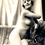 Fourth pic of Vintage Cuties - vintage historic hardcore antique sex retro erotica