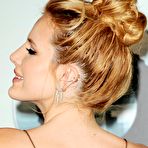 First pic of Bella Thorne sexy at MTV Video Music Awards