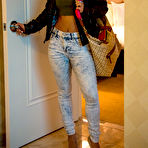 First pic of Eva Lovia is Tonight's Girlfriend