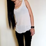 First pic of Asian girl with hairy snatch creamed