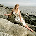 Fourth pic of Emilie De Ravin posing in nature photoshoot