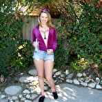 First pic of Bosomy gadget also with clean shaved pussy Brooke Wylde is on the throbbing hard cock