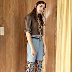 Third pic of Hailee Steinfeld non nude photoshoots
