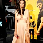 First pic of Emily Ratajkowski deep cleavage at premiere