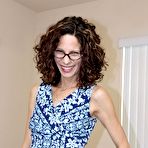 First pic of WifeCrazy.com :: Amateur Housewife