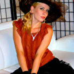 First pic of Leony Aprill Photo Gallery