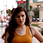 Second pic of Busty Zishy Girl With Lovely Curves