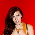 Fourth pic of Busty Zishy Girl With Lovely Curves