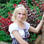First pic of Very beautiful and erotic photo session with naked blonde Feeona A with shaved nub