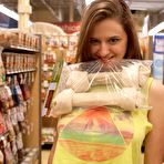 Third pic of Elektra Rose Shows Tits in a Store