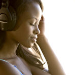 Fourth pic of Jezabel Vessir Bares Ebony Breasts While Groovin&rsquo; to Tunes