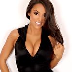 Second pic of Exotic Babe With A Nice Cleavage