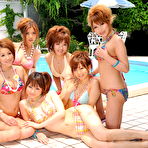 Third pic of Sexy Japanese honeys pose in tiny bikinis | Japan HDV