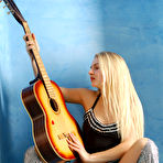 Fourth pic of VANESSA C  BY GONCHAROV - HERO - ORIG. PHOTOS AT 4200 PIXELS - &copy; 2006 MET-ART.COM