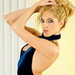 First pic of Sarah K Long Legs And Puffy Pussy