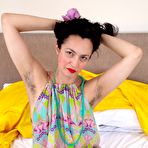 First pic of ATK Hairy MILF Tracey-Anne