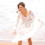 Second pic of Miranda Kerr hairy pussy under see thru pants