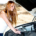 First pic of 
      Farrah Flower bangs the dude who fixes her car
    