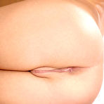 Fourth pic of Billy Raise: Billy Raise takes her sexy... - BabesAndStars.com