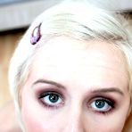 Second pic of Filthy chick Kelly Klass plays the rod orally and masturbates until her own satisfaction