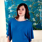 First pic of UK hairy model Lizzie Tripp