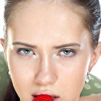 First pic of PRESENTING MARGO with Margo G - SexArt