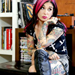 First pic of 
      Joanna Angel and her stepsister Anna Bell Peaks share one mighty cock
    